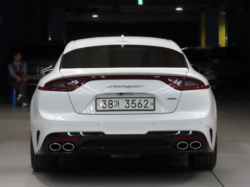 Kia Stinger 2.0 Turbo AWD Platinum — пробег 33 931 км — фото 3 из 5