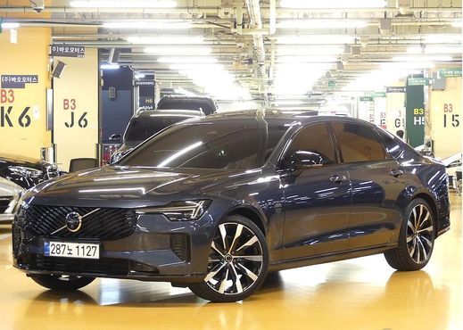Volvo S90 B5 Ultra Dark — пробег 14 000 км — фото 1 из 5