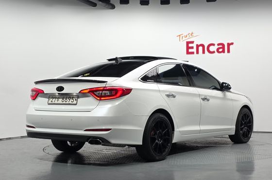 Hyundai Sonata 2.0 Smart — пробег 78 019 км — фото 2 из 5