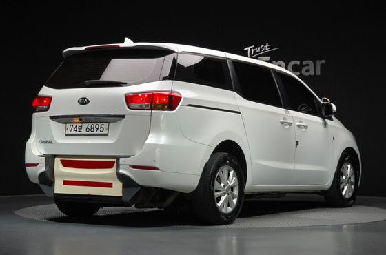 Kia Carnival 6-seater Wheelchair lift — пробег 306 435 км — фото 2 из 5