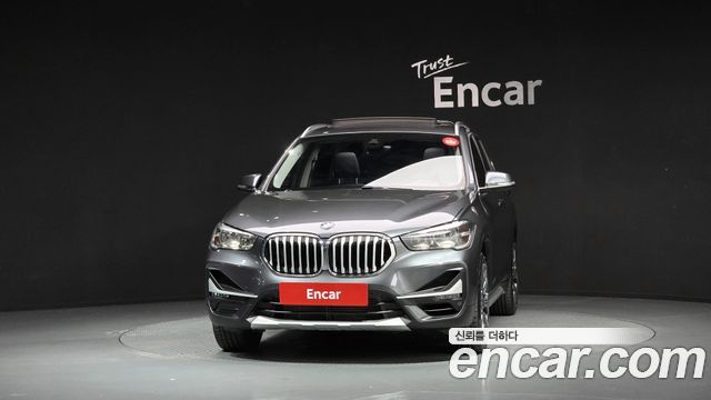 BMW X1 xDrive 20i xLine — пробег 58 273 км — фото 3 из 5