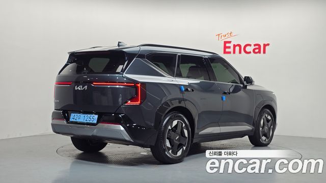 Kia EV5 из Кореи Encar