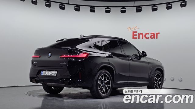BMW X4 xDrive20i M Sports Pro — пробег 43 246 км — фото 2 из 5