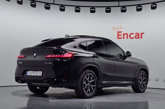 BMW X4 xDrive20i M Sports Pro — пробег 43 246 км — фото 2 из 5