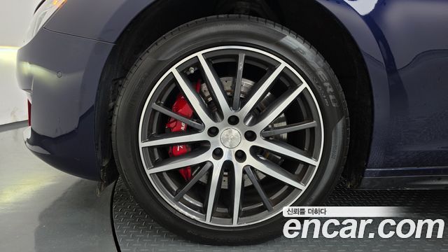 Maserati Ghibli из Кореи Encar