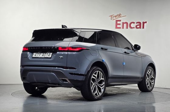 Land Rover Range Rover Evoque D180 First Edition — пробег 66 579 км — фото 2 из 5
