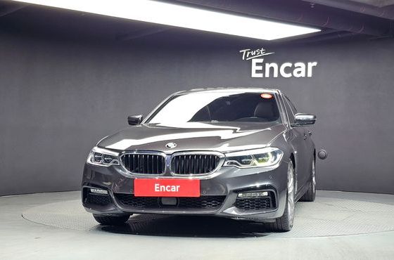 BMW 5-Series 520d xDrive M Sport Package Plus — пробег 143 568 км — фото 3 из 5