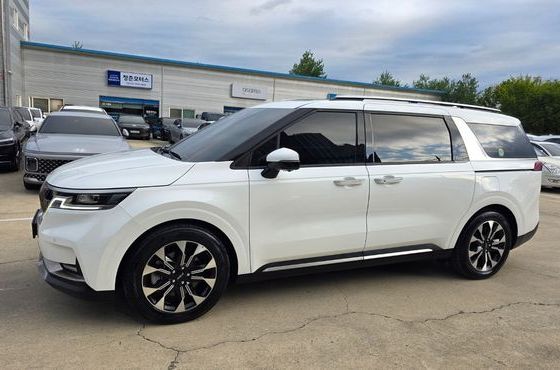 Kia Carnival Gasoline 7-Seater Signature — пробег 38 534 км — фото 2 из 5