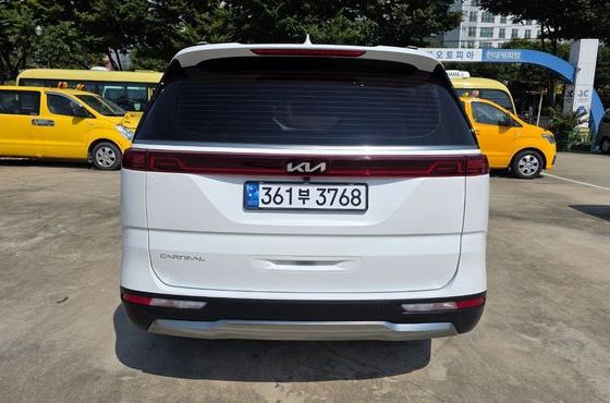 Kia Carnival Gasoline 7-Seater Signature — пробег 38 534 км — фото 3 из 5