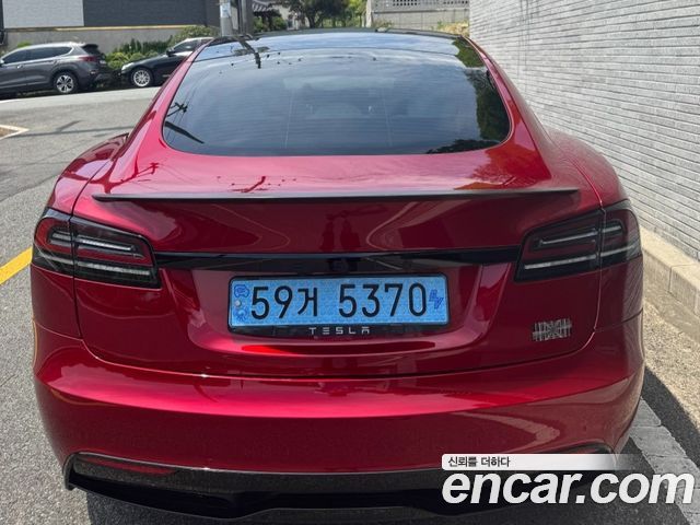 Tesla Model S Plaid — пробег 63 000 км — фото 2 из 5