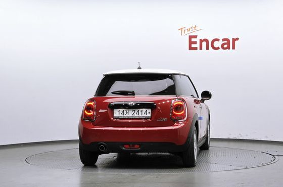 Mini Cooper Standard Third Generation — пробег 105 864 км — фото 4 из 5