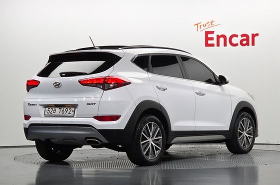 Hyundai Tucson Diesel 1.7 2WD Modern Fever — пробег 88 949 км — фото 2 из 5