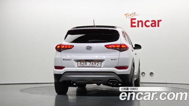 Hyundai Tucson из Кореи Encar