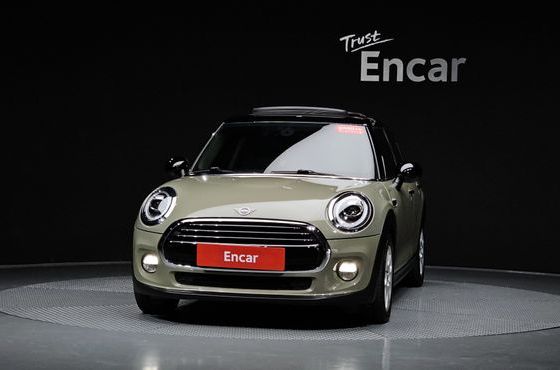 Mini Cooper 5Door HIGH 3rd — пробег 29 294 км — фото 3 из 5