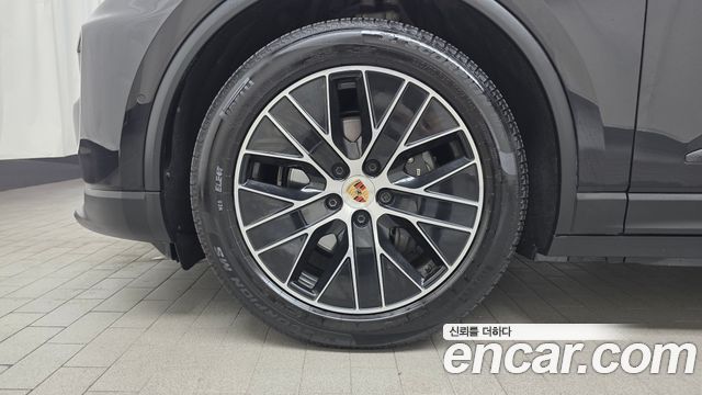 Porsche Macan из Кореи Encar