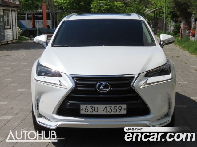 Lexus NX Executive — пробег 121 101 км — фото 1 из 5