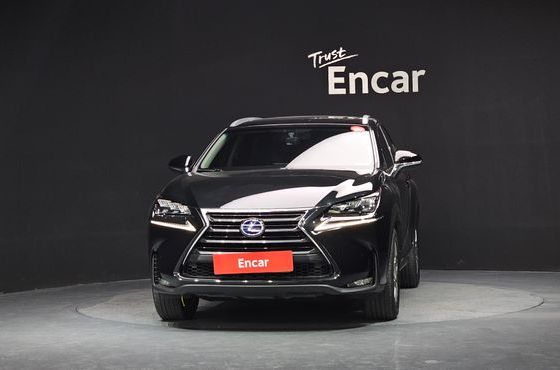 Lexus NX Supreme — пробег 98 369 км — фото 3 из 5
