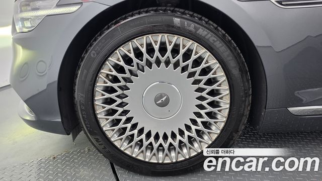 Genesis G90 из Кореи Encar