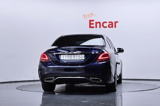 Mercedes-Benz C-Class C300e 4MATIC AMG Line — пробег 39 670 км — фото 4 из 5
