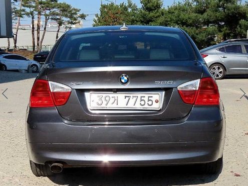 BMW 3-Series 320i Sedan — пробег 184 064 км — фото 4 из 5