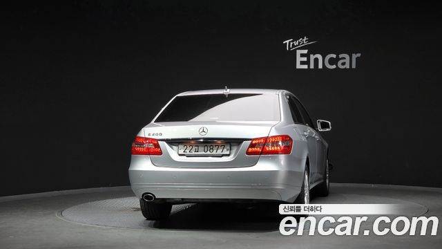 Mercedes-Benz E-Class из Кореи Encar