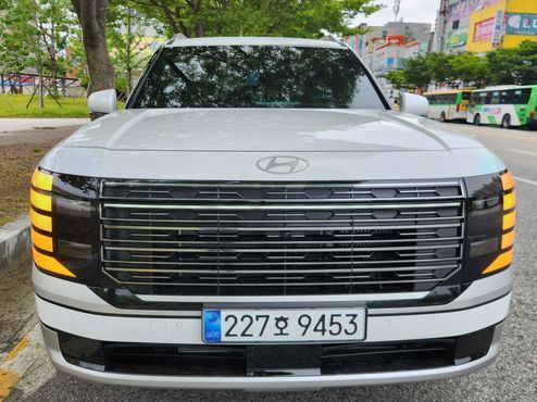 Hyundai Palisade HEV 2.5T 2WD 9-Seater Calligraphy — пробег 1 200 км — фото 1 из 5