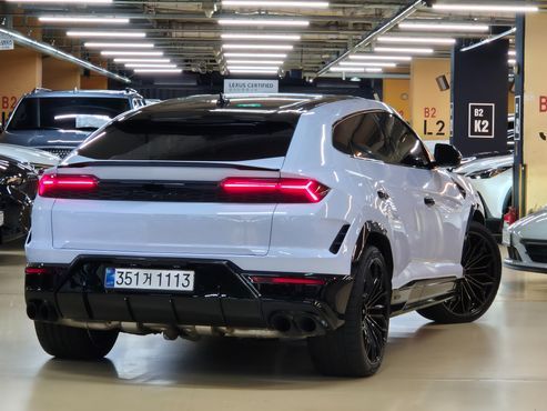 Lamborghini Urus 4.0 V8 SE — пробег 912 км — фото 3 из 5