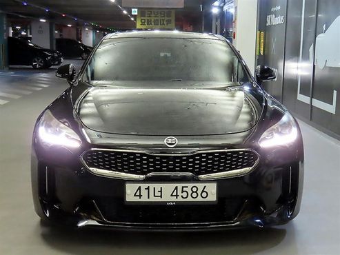 Kia Stinger 2.0 Turbo AWD Platinum — пробег 149 798 км — фото 2 из 5