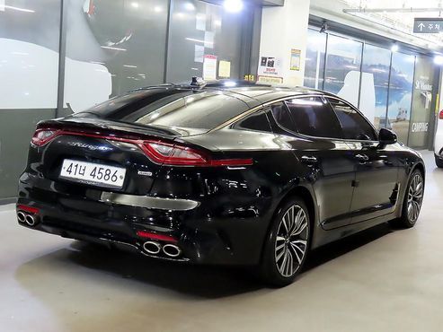 Kia Stinger 2.0 Turbo AWD Platinum — пробег 149 798 км — фото 4 из 5