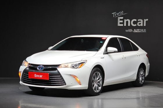 Toyota Camry Hybrid LE — пробег 113 798 км — фото 1 из 5