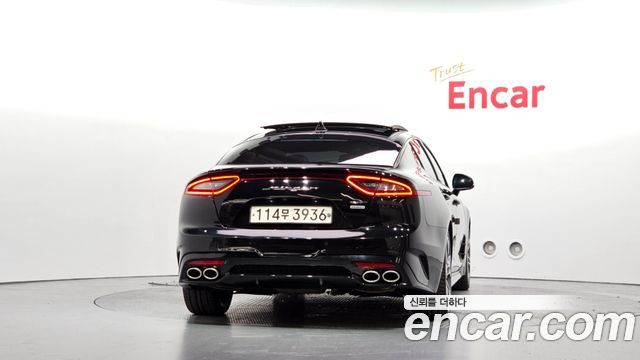 Kia Stinger из Кореи Encar