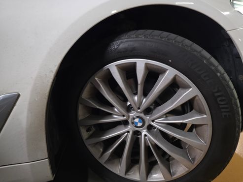 BMW 5-Series 523d xDrive Luxury — пробег 51 000 км — фото 5 из 5