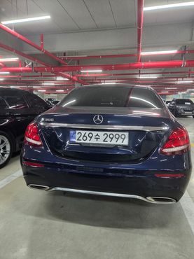 Mercedes-Benz E-Class E300 AMG Line — пробег 119 000 км — фото 4 из 5