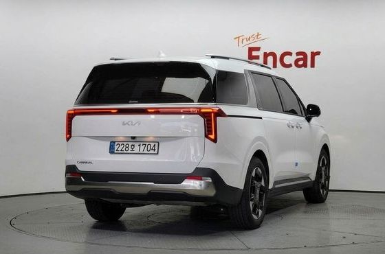 Kia Carnival Diesel 9-Seater Noblesse — пробег 60 248 км — фото 2 из 5