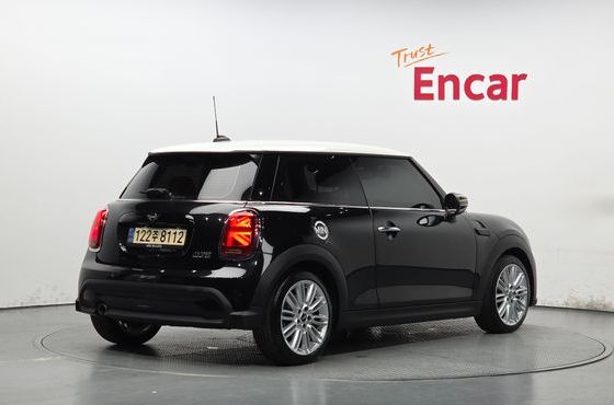 Mini Cooper Classic Third Generation — пробег 52 496 км — фото 2 из 5