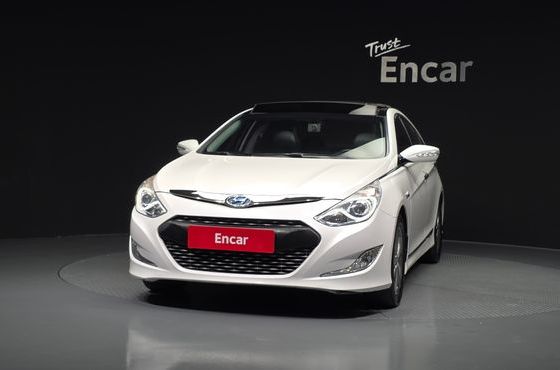 Hyundai Sonata 2.0 Royal — пробег 185 702 км — фото 3 из 5