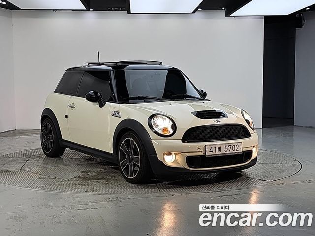 Mini Cooper Standard Second Generation — пробег 202 350 км — фото 2 из 5