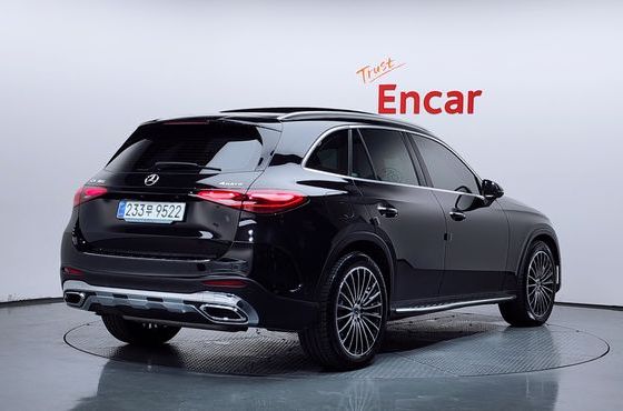 Mercedes-Benz GLC-Class GLC300 4MATIC AMG Line — пробег 36 961 км — фото 2 из 5