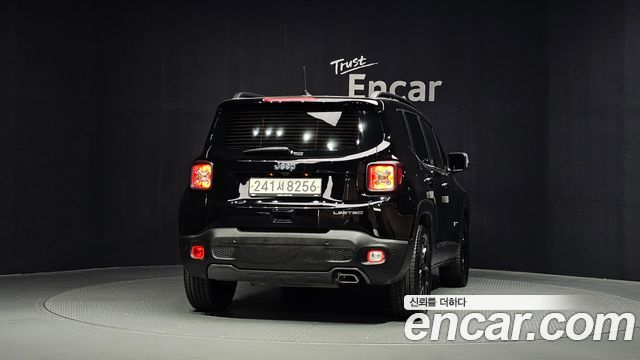 Jeep Renegade 1.3 Limited — пробег 33 333 км — фото 4 из 5