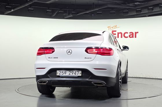 Mercedes-Benz GLC-Class GLC300 4MATIC AMG Line Coupe — пробег 146 875 км — фото 4 из 5