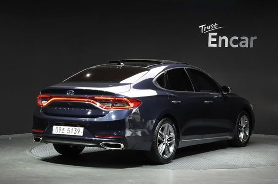 Hyundai Grandeur 2.4 Premium Special — пробег 72 961 км — фото 2 из 5