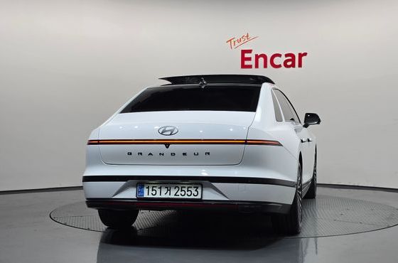 Hyundai Grandeur Calligraphy — пробег 27 443 км — фото 4 из 5