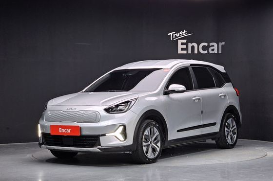 Kia Niro Air — пробег 72 807 км — фото 1 из 5