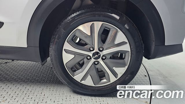 Kia Niro Air — пробег 72 807 км — фото 5 из 5