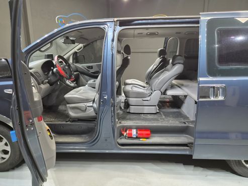 Hyundai Starex Camping Car — пробег 270 865 км — фото 2 из 5