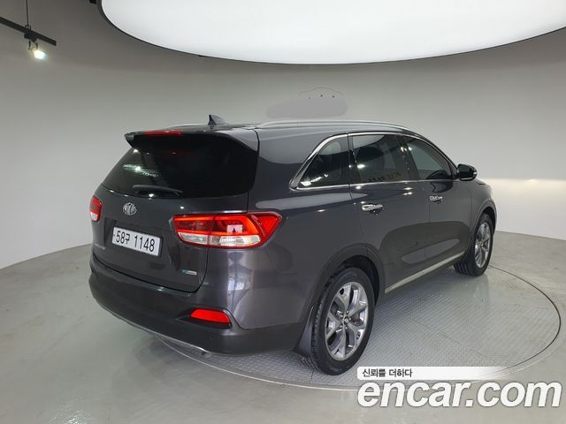 Kia Sorento Diesel 2.0 2WD Prestige — пробег 104 797 км — фото 2 из 5