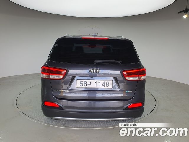 Kia Sorento Diesel 2.0 2WD Prestige — пробег 104 797 км — фото 4 из 5