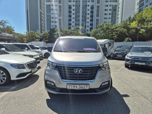 Hyundai Starex Wagon 12-Seater Modern — пробег 156 381 км — фото 1 из 5