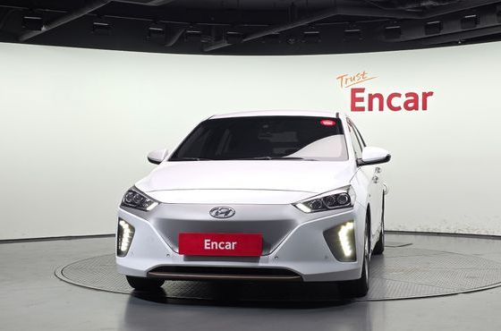 Hyundai Ioniq Q — пробег 228 237 км — фото 3 из 5
