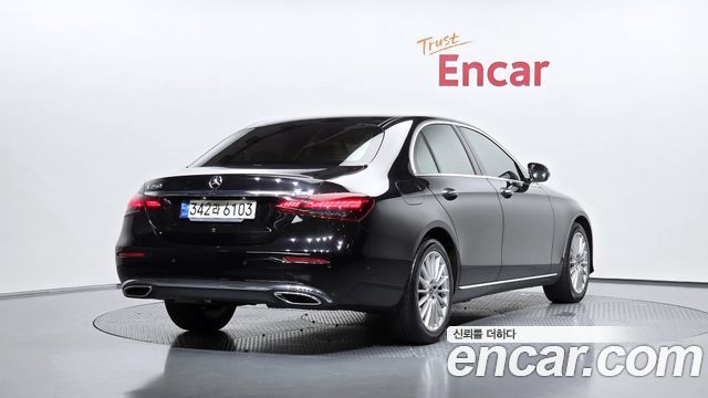 Mercedes-Benz E-Class из Кореи Encar
